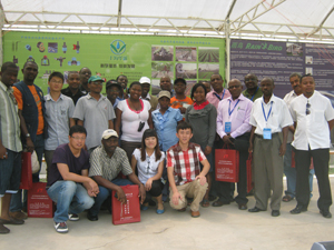 非洲农业研修班学员参观北京国际都市农业科技园
